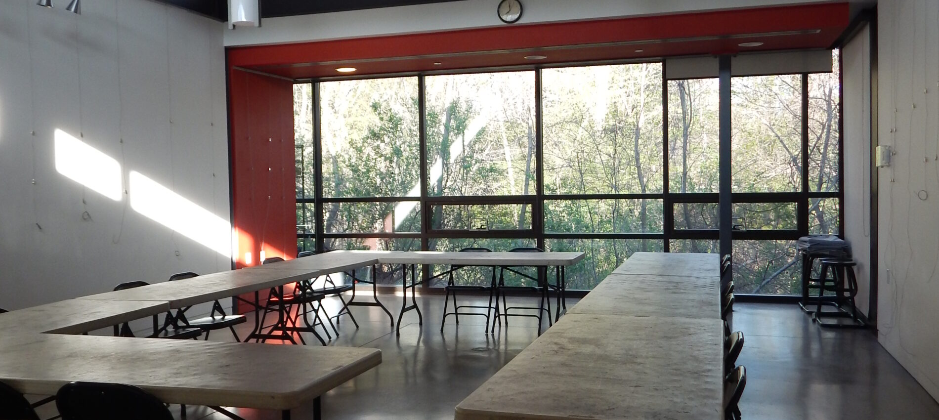 VAM Red Studio