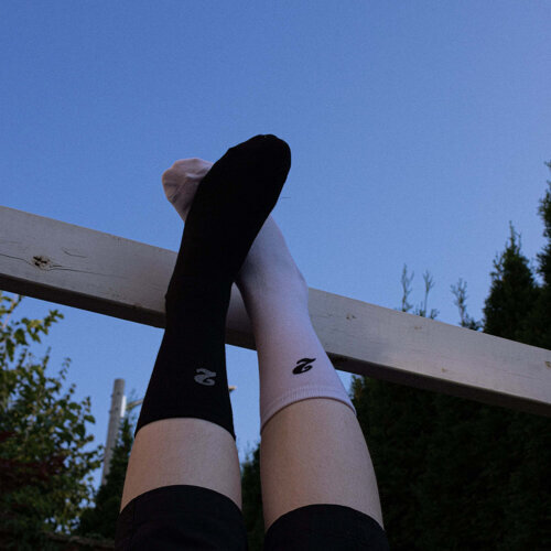 NEW MUSIC: Jenna releases ‘Mismatched Socks’